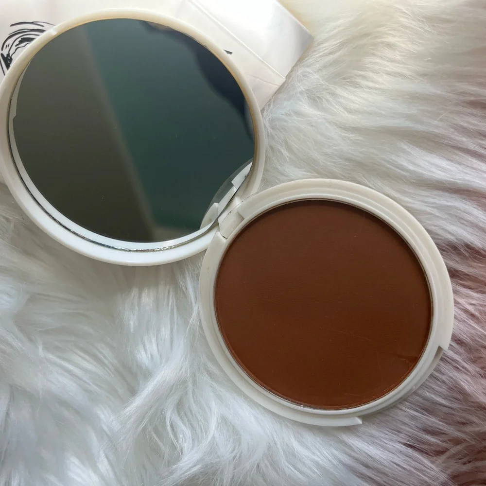 GIVE THEM LALA BEAUTY BARBADOS BRONZER COMPACT WITH MIRROR NIB